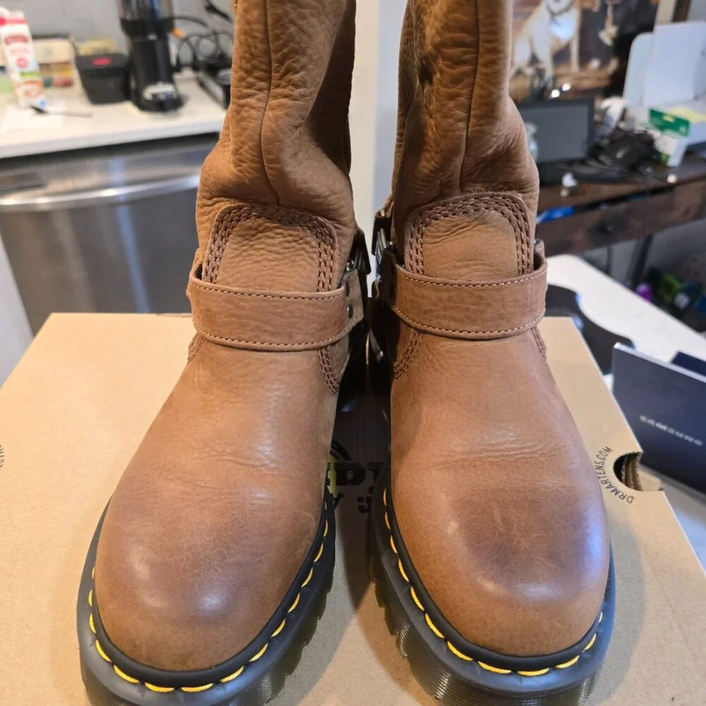 Dr Martens Women’s Aniston Hi Boots Desert Brown 4164420 Nubuck Size 8 NEW - Picture 5 of 16